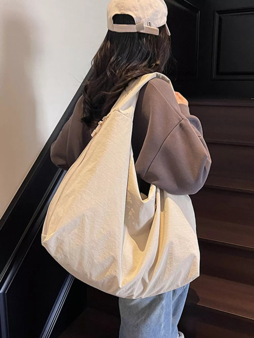 Casual Lightweight Nylon Shoulder Handbag – Large