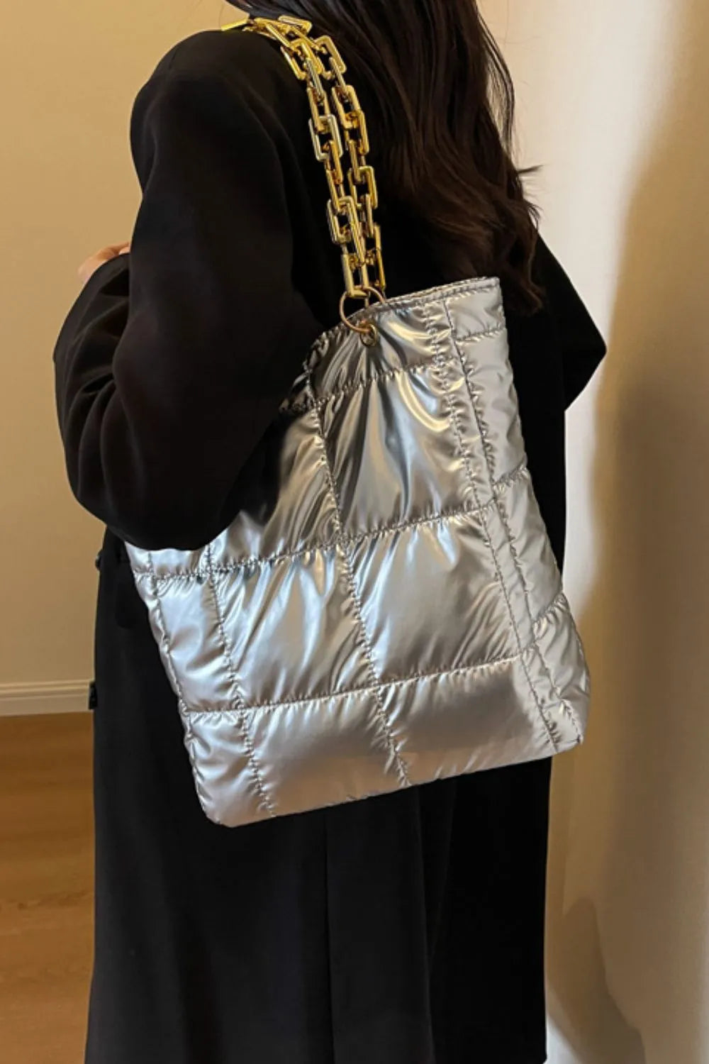 Bubble Texture Chain Handbag – Stylish Medium Shoulder Bag