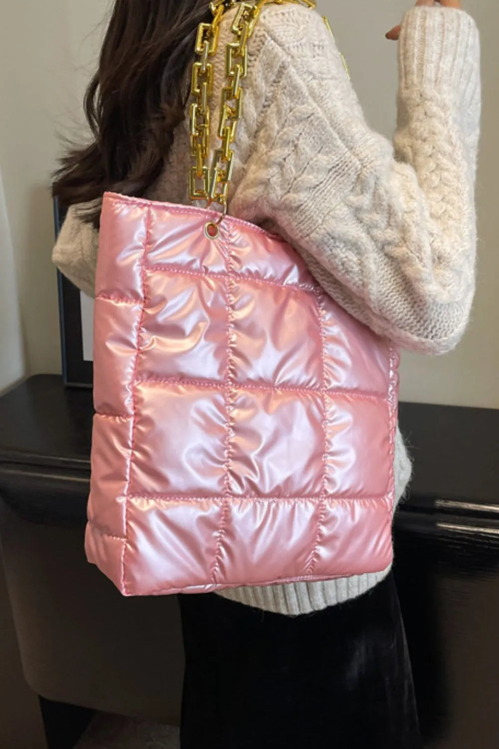 Bubble Texture Chain Handbag – Stylish Medium Shoulder Bag